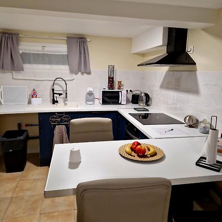 Le Capucin - Proche Centre Ville Troyes Ngoại thất bức ảnh