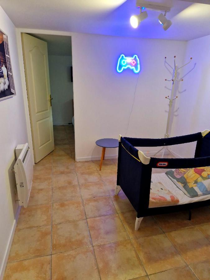 Le Capucin - Proche Centre Ville Troyes Ngoại thất bức ảnh